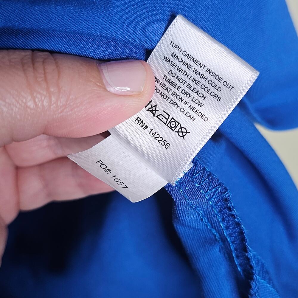 FIGS Technical Collection Catarina One-Pocket Scrub Top Royal Blue Womens Size S - Picture 7 of 7